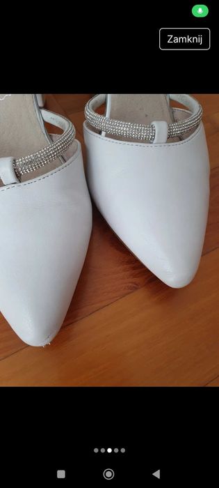 Skórzane buty ślubne białe na klocku Marco Tozzi