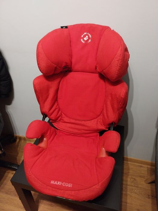Fotelik samochodowy 15-36kg MAXI•COSI - czerwony