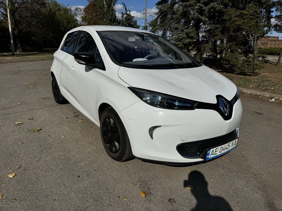 RENAULT zoe  Электро 24квт