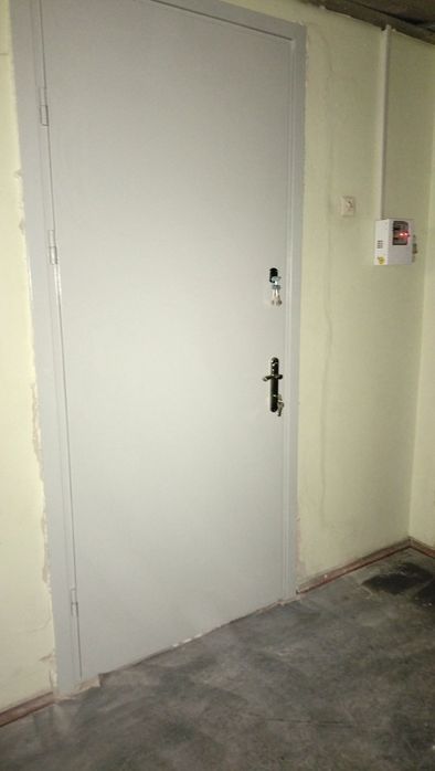 Вхідні залізні двері від виробника технічні нестандарти Доставка