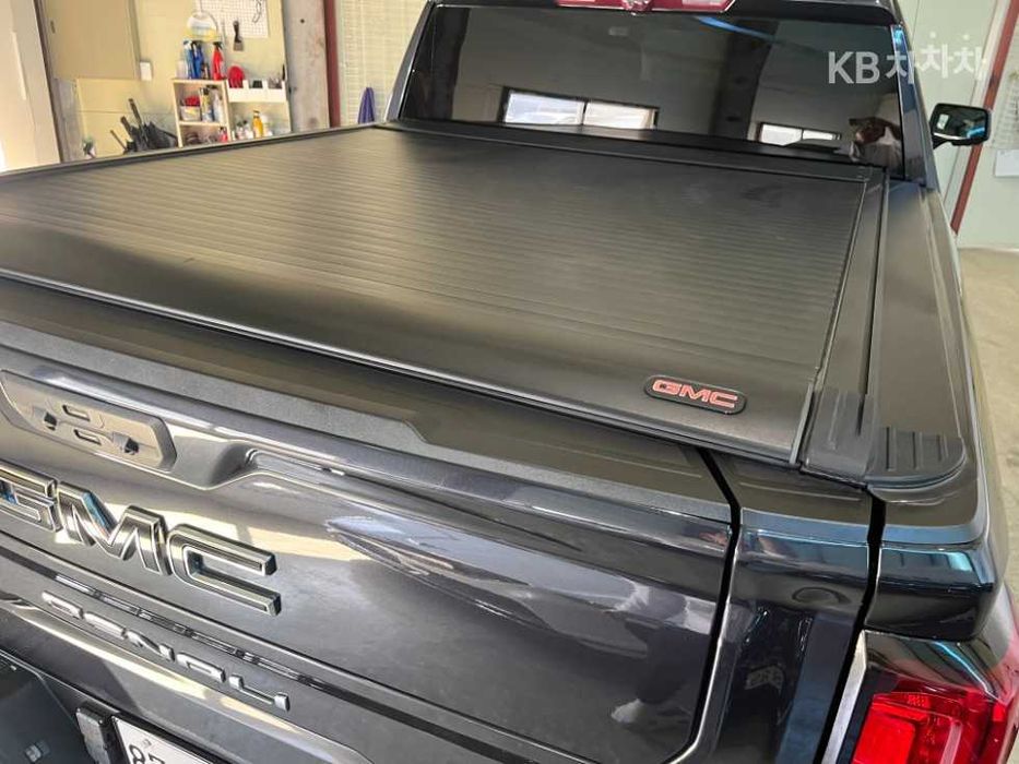2023 GMC Sierra можна придбати на фонд або під УБД