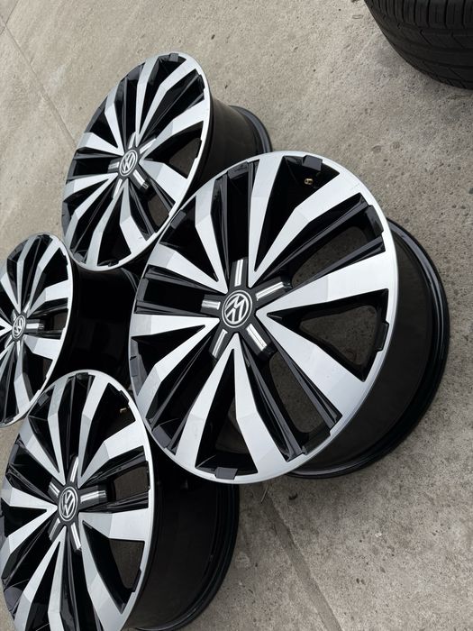 Диски 20 5.112 ET43 8Jx20H2 VW Amarok R-Line