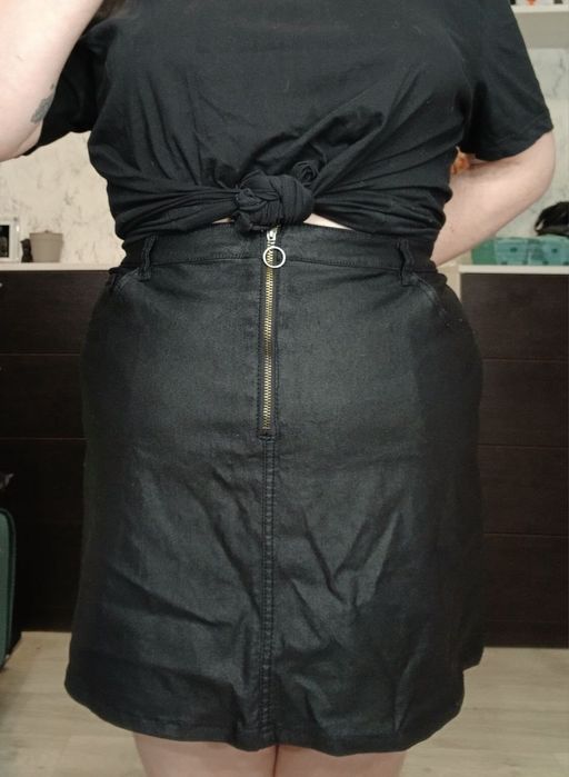 Спідниця з еко шкіри