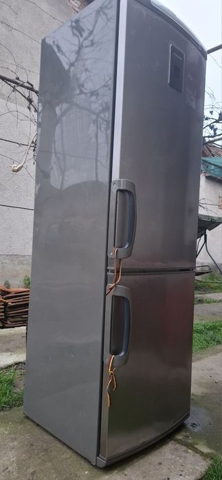Холодильник Electrolux