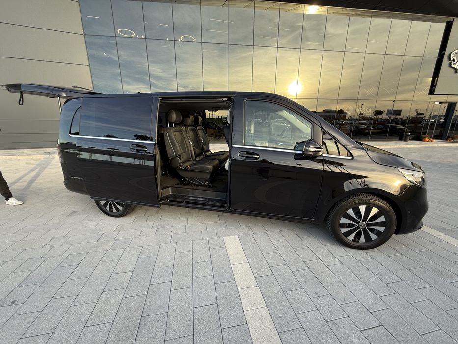Wynajem bus Nowy Mercedes V klasa 2024 Premium nowy salon