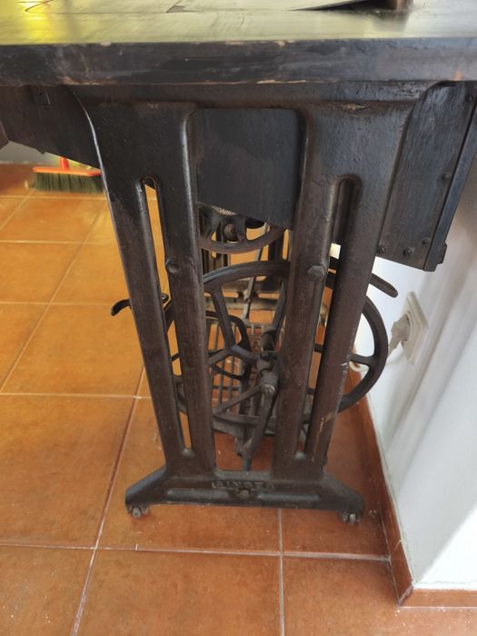 Máquina de costura Singer