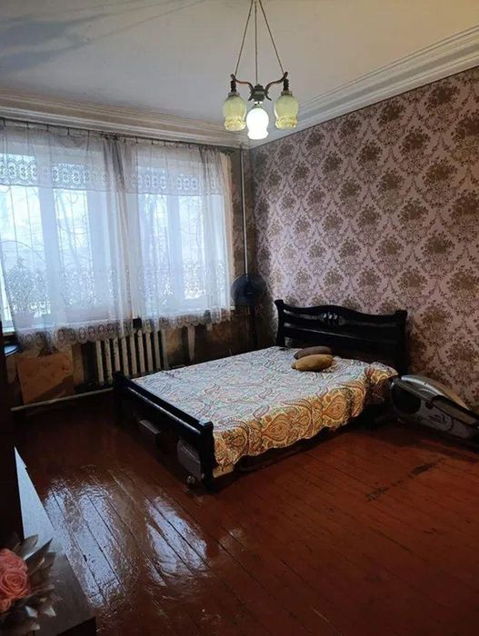 Продам 2-комн квартиру в районе Каруны ул.