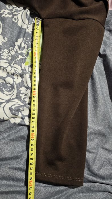 Bluza czekoladowa masełko , z cekinami z falbanką