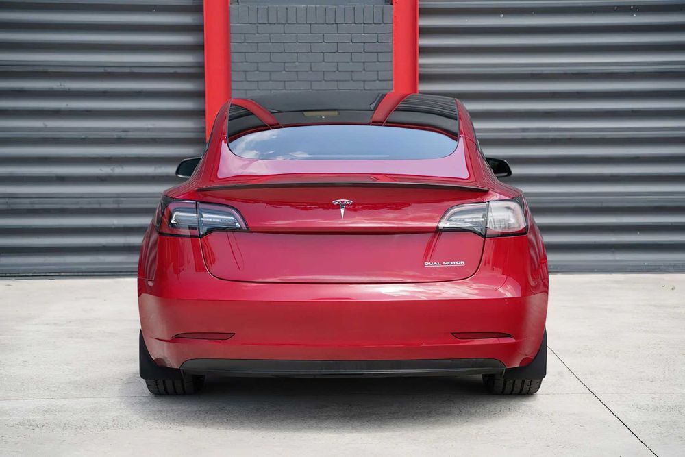 Tesla Model 3 Performance      2022