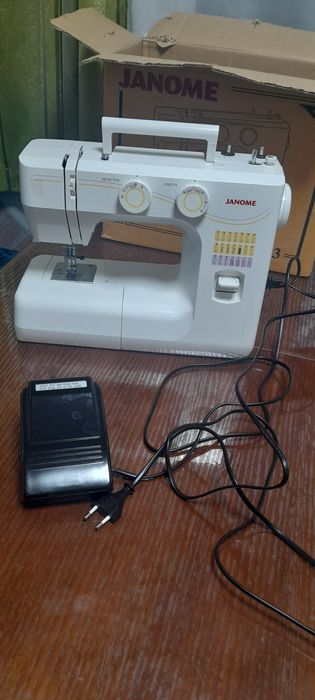 продам швейну машинку   JANOME  1143