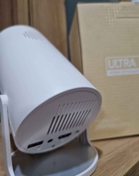 Projetor  com sistema Android incluido