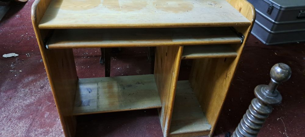 Vendo secretária pinho mel