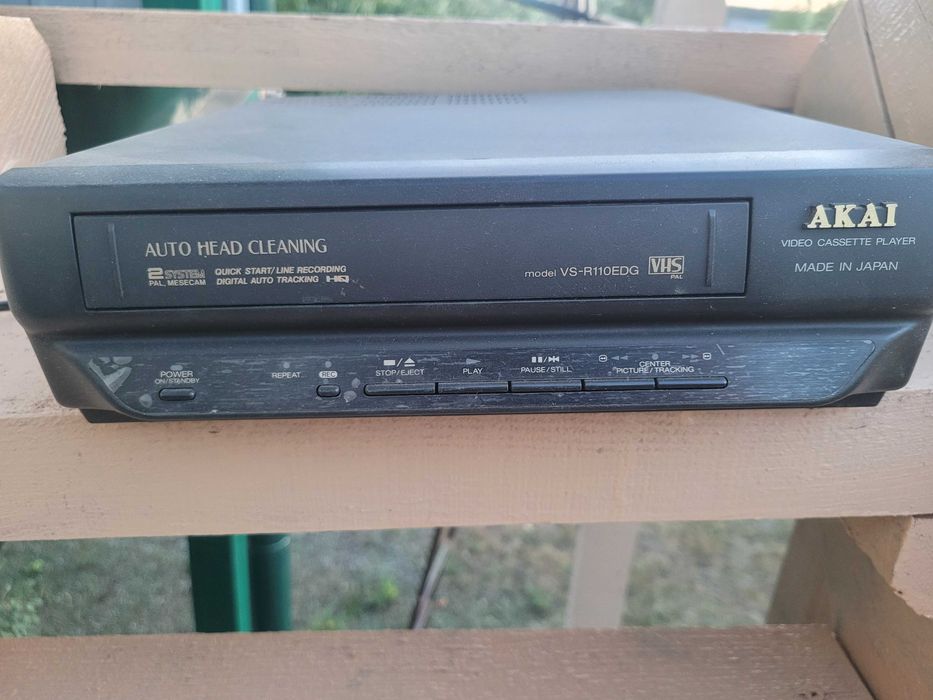 Видеомагнитола  Akai