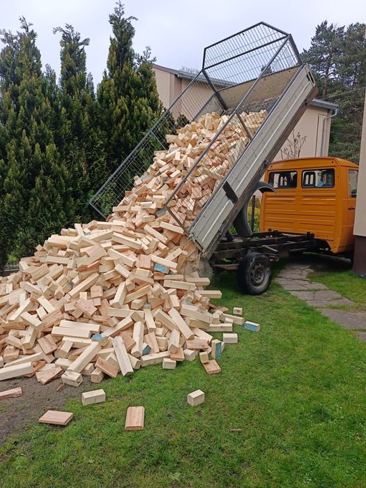 Drewno opałowe grubsze kawałki suche,czyste