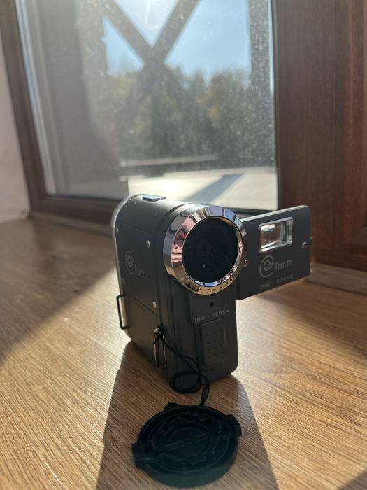 Видеокамера tech