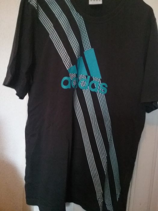 Vende se camisola Adidas