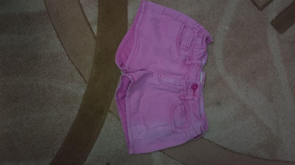 Джинсові шорти на дівчинку 8-9 років