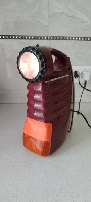 Кемпинговый фонарь