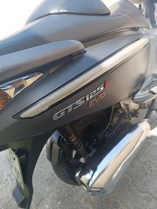 Mota SYM GTS Evo 125