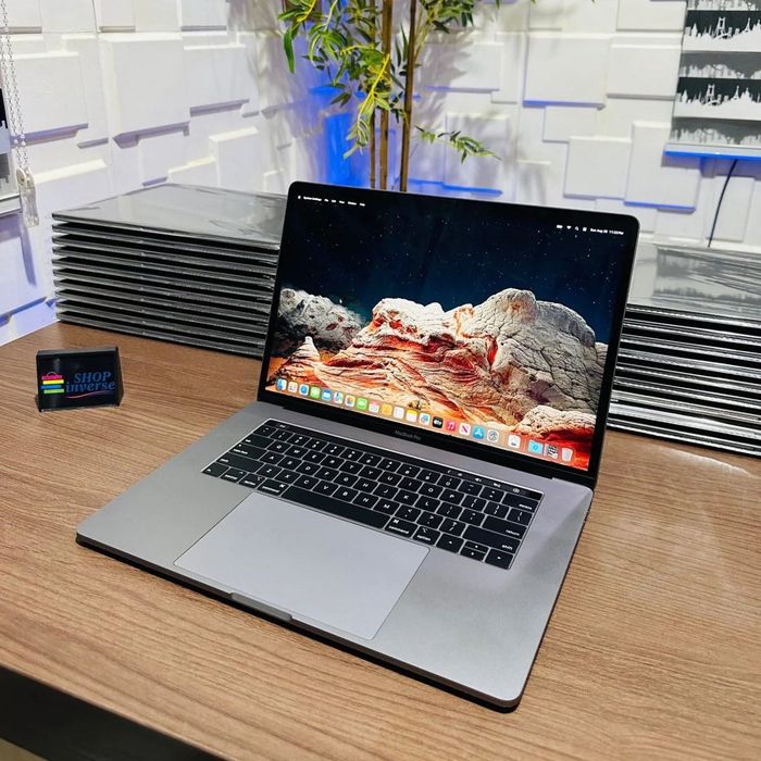 MacBook Pro 16” 2019 / Intel i9 | 16GB | 1TB