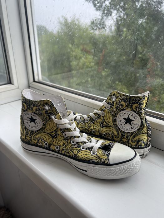 Яскраві кеди Converse