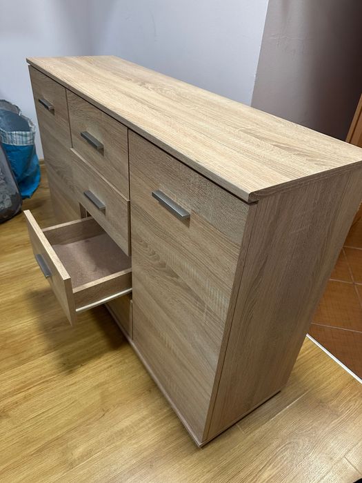 Sprzedam komodę z szufladami-  TYLKO DO KOŃCA LIPCA