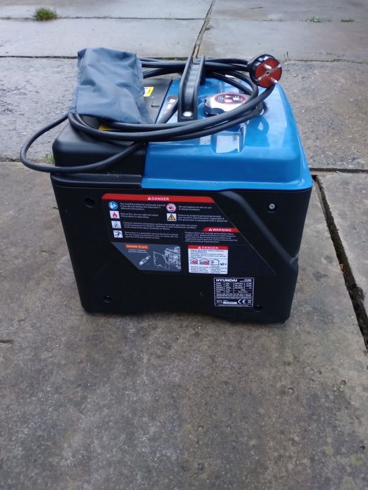 Електрогенератор бензиновий інверторний HYUNDAI GS1000i 0,8 кВт