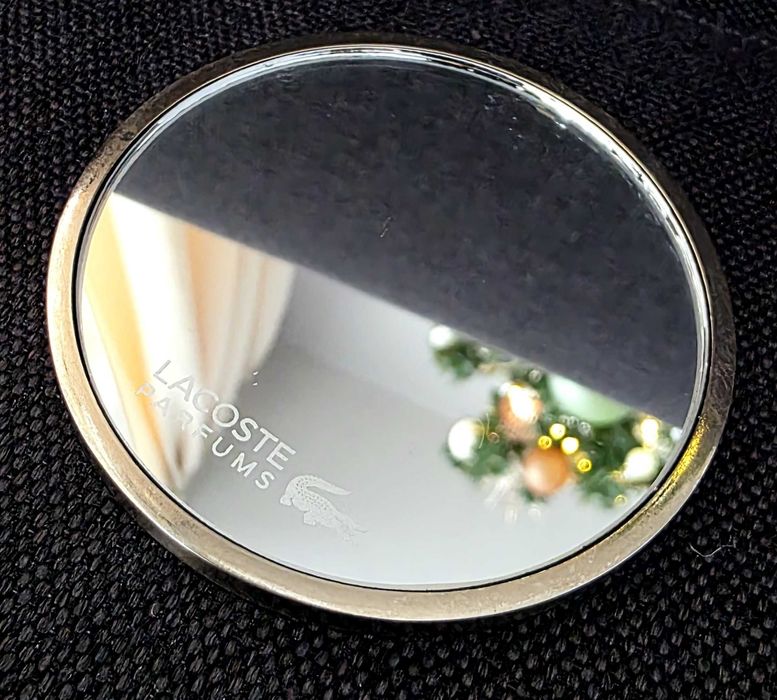 Lusterko kieszonkowe Lacoste