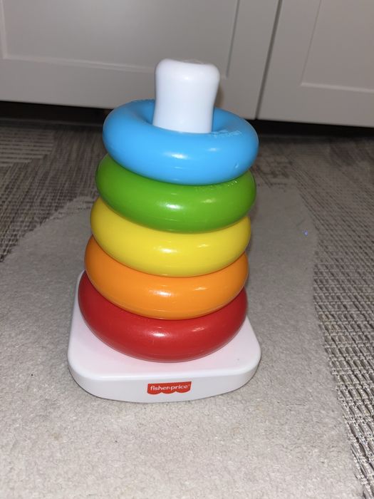 Fisher-Price Eko Piramidka z kółek