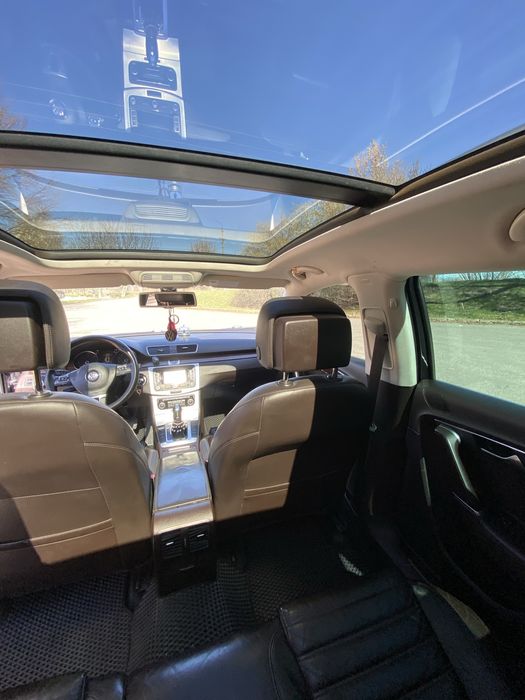 Volkswagen passat b7 2011 року