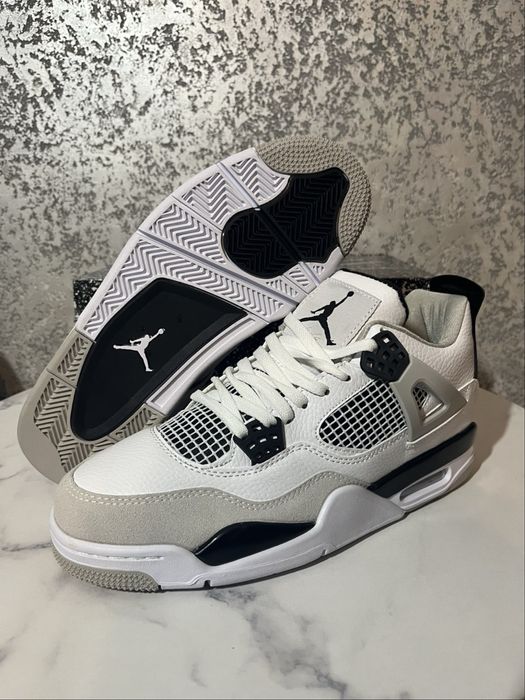 Nike Jordan 4 Military Black 41