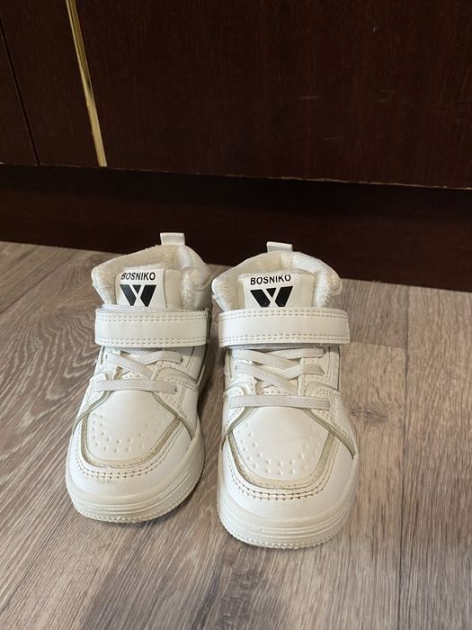 Продам дитячі хайтопи