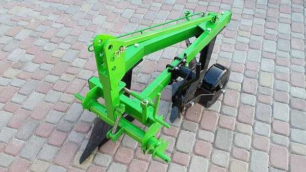 Плуг на Китаєць,Т-25,Т-40,МТЗ,ЮМЗ