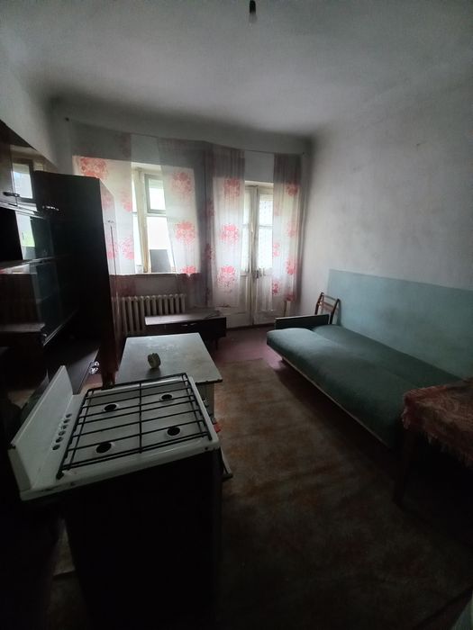 Продаж двух кімнат в сталінкі
