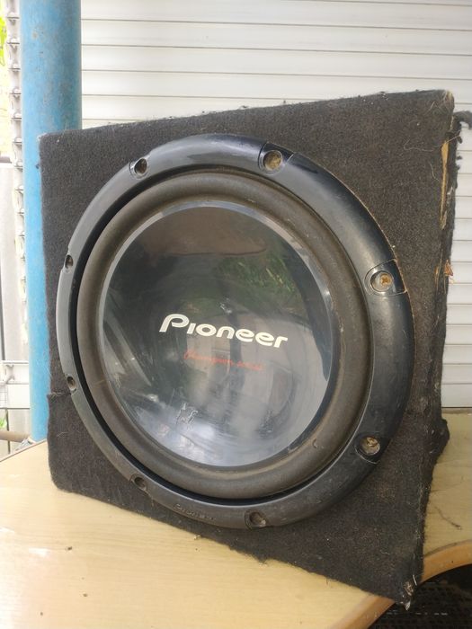 Динамик,,Pioneer,,aвтомобильный.