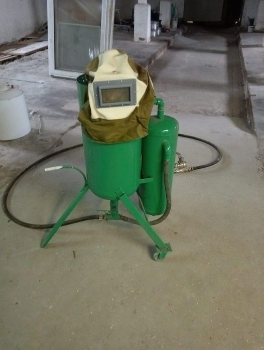 Piaskarka 70l z maską