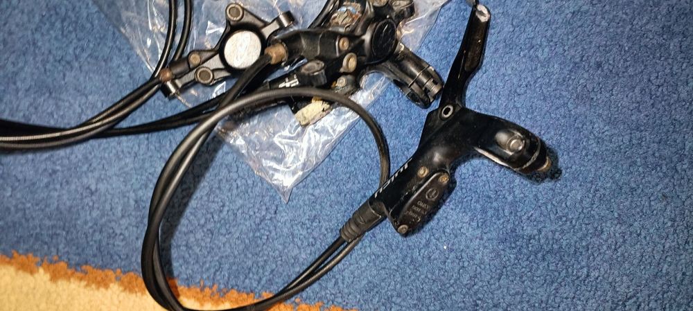 Dois pares de travões de disco AVID