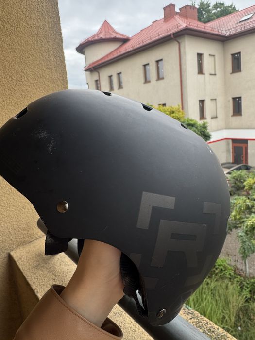 Kask Rampage 54–58 cm