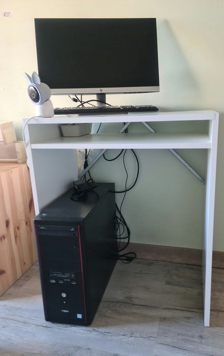 Secretária IKEA TORALD