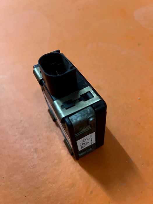 Sensor Radar Volkswagen ACC Cruise Control Adaptavel - Golf / Passat K