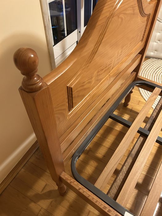 Cama de solteiro madeira maciça64564345489539124