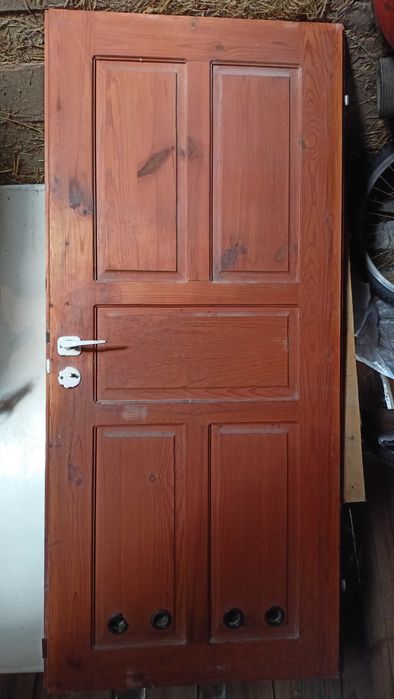 Sprzedam łazienkowe drewniane drzwi 80