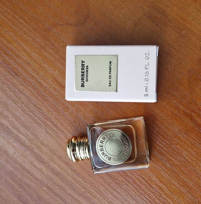 парфумована вода Goddess Burberry 5мл