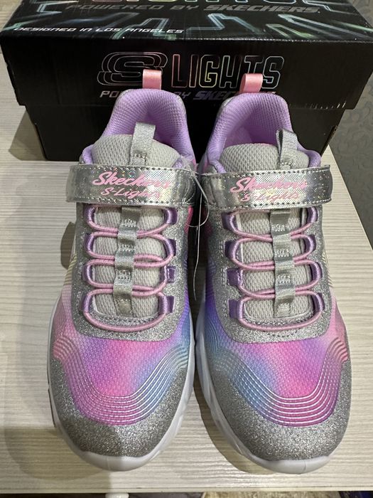 Skechers 32 33 33,5 34 35 lights підсвітка
