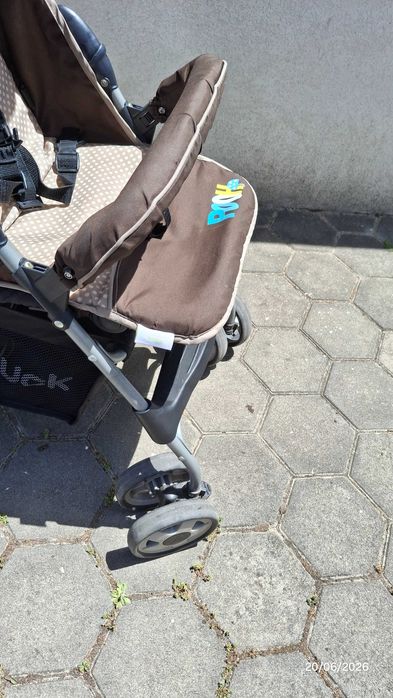 Carrinho passeio compacto bebé