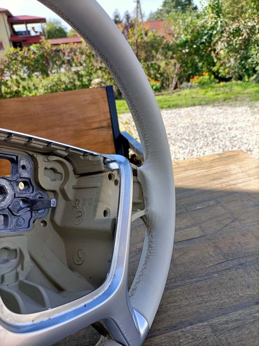 Skórzana kierownica do Twojego Auta wysyłka obszywanie CAŁY KRAJ
