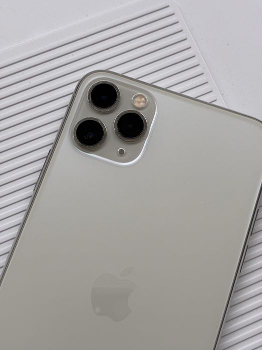 iphone 11 pro silver 256 - купить мобильные телефоны и смартфоны