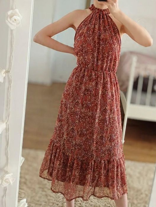 Piękna maxi suknia z dekoltem halter długa sukienka M