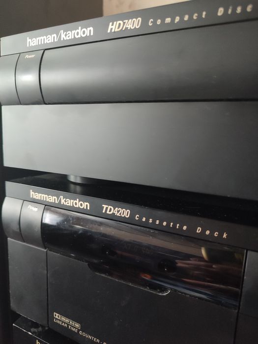 Сиди проигрыватель harman kardоn HD7400.