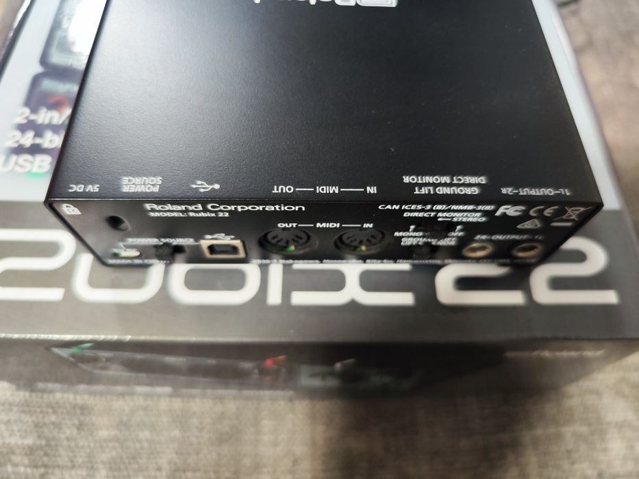 Roland Rubix22 – Interface de Áudio USB 2 In / 2 Out – Como Nova